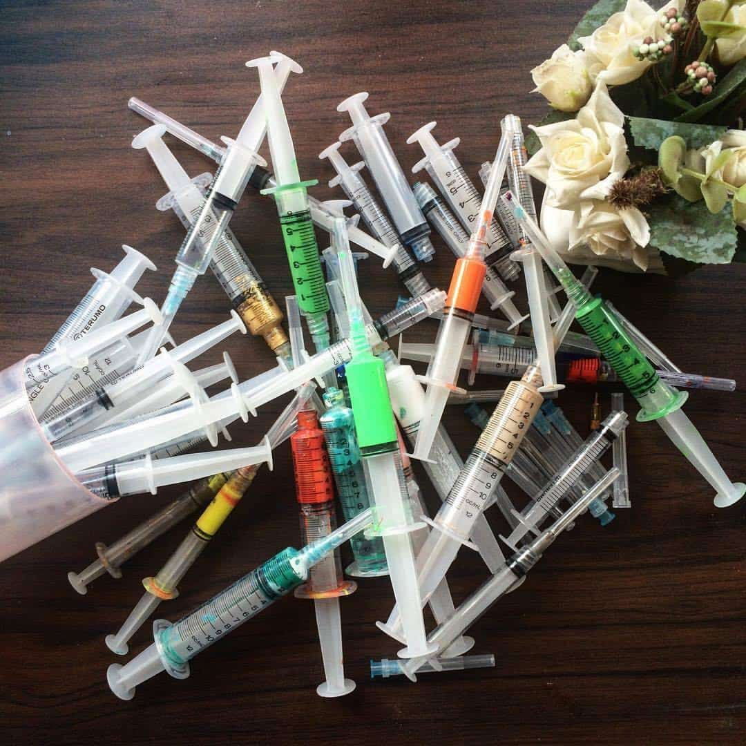 Filipino Nurse Creates Mesmerizing Art Using Syringes